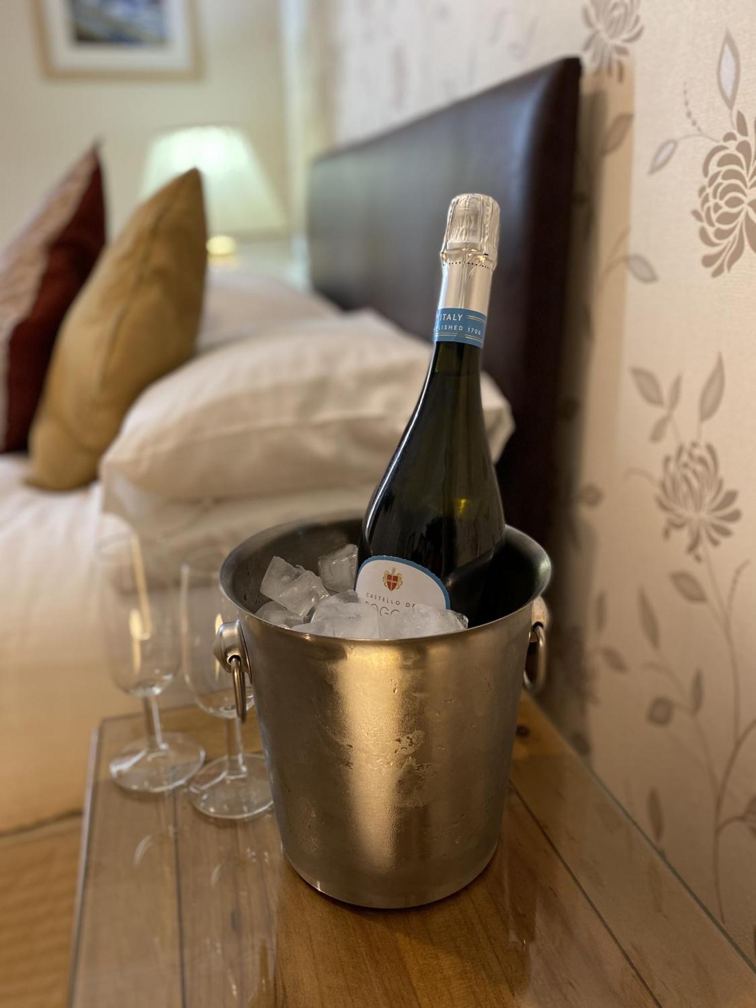 토키 Abingdon House B&B 외부 사진